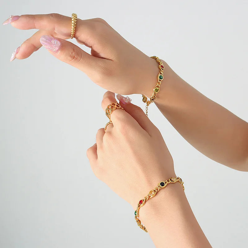 Eira Bracelet and Necklace Set