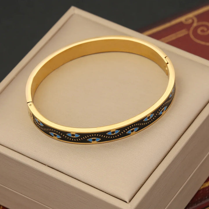 Helios 18k Gold Bangle Bracelets