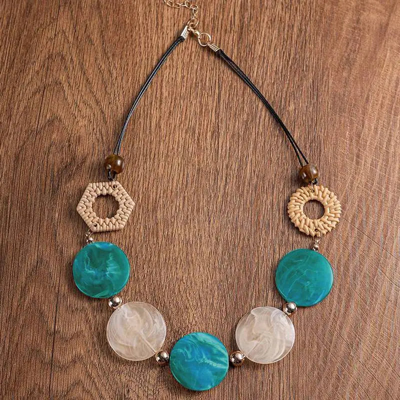 Quinan Clo Pendant Necklace