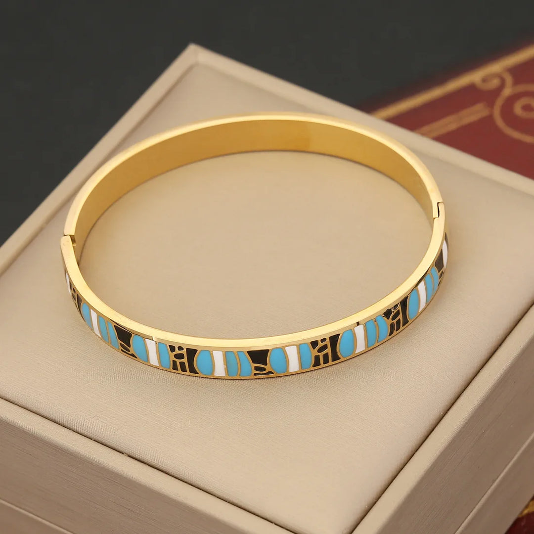 Helios 18k Gold Bangle Bracelets