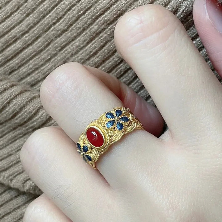 Liora Geometric Rings