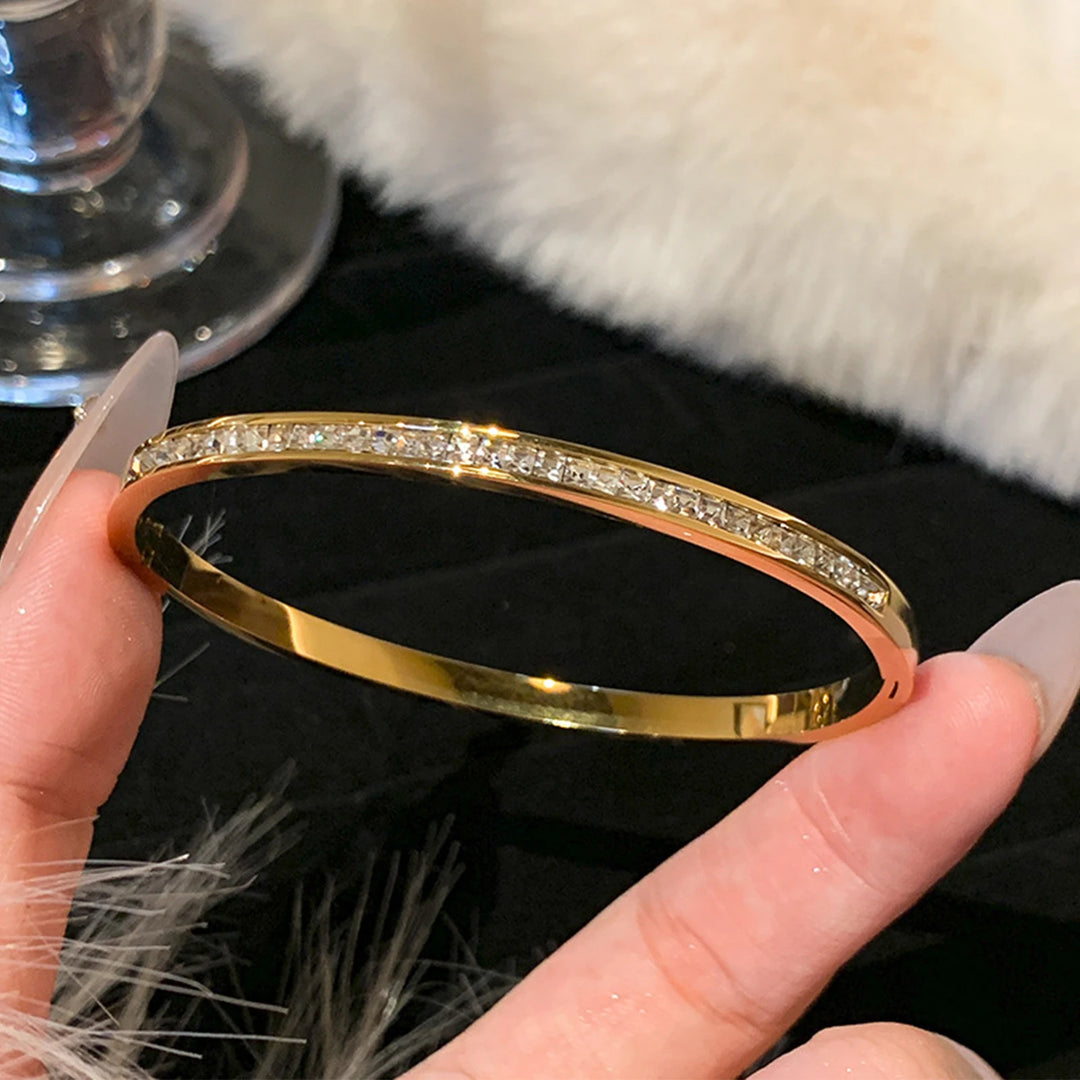 Maia Bracelet Stack 