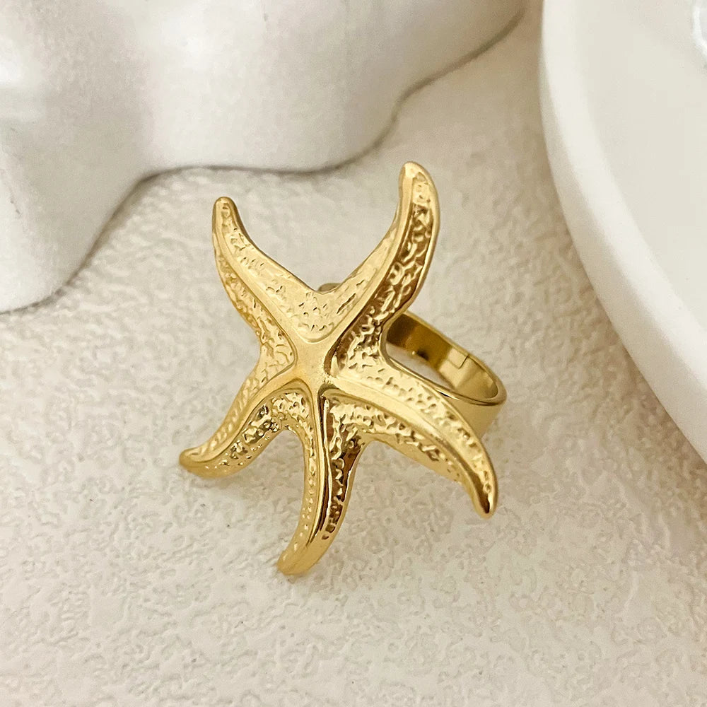 Nyx Starfish Gold Ring