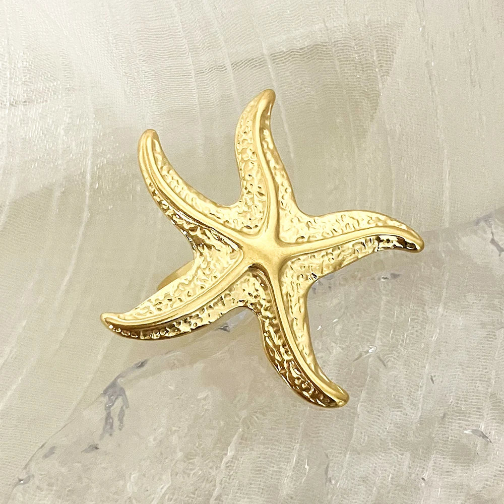 Nyx Starfish Gold Ring