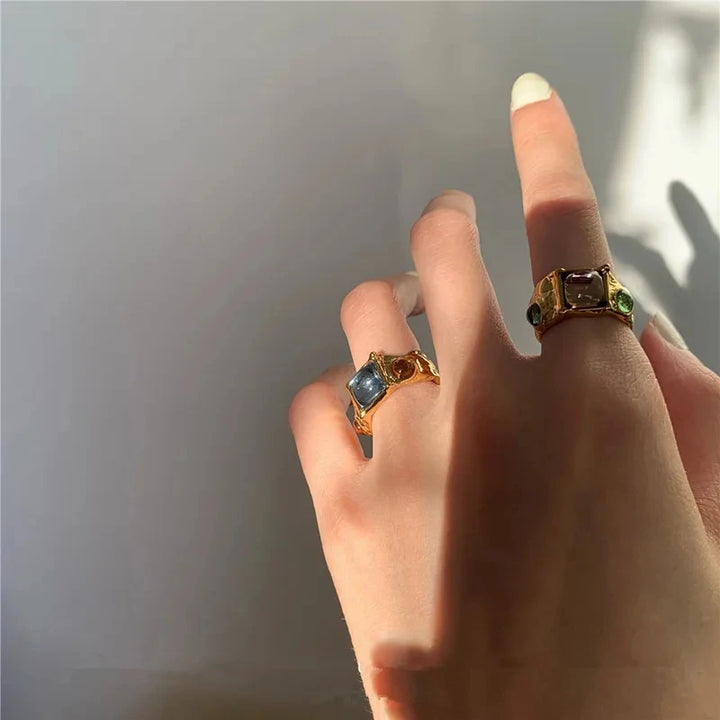 Liora Geometric Rings